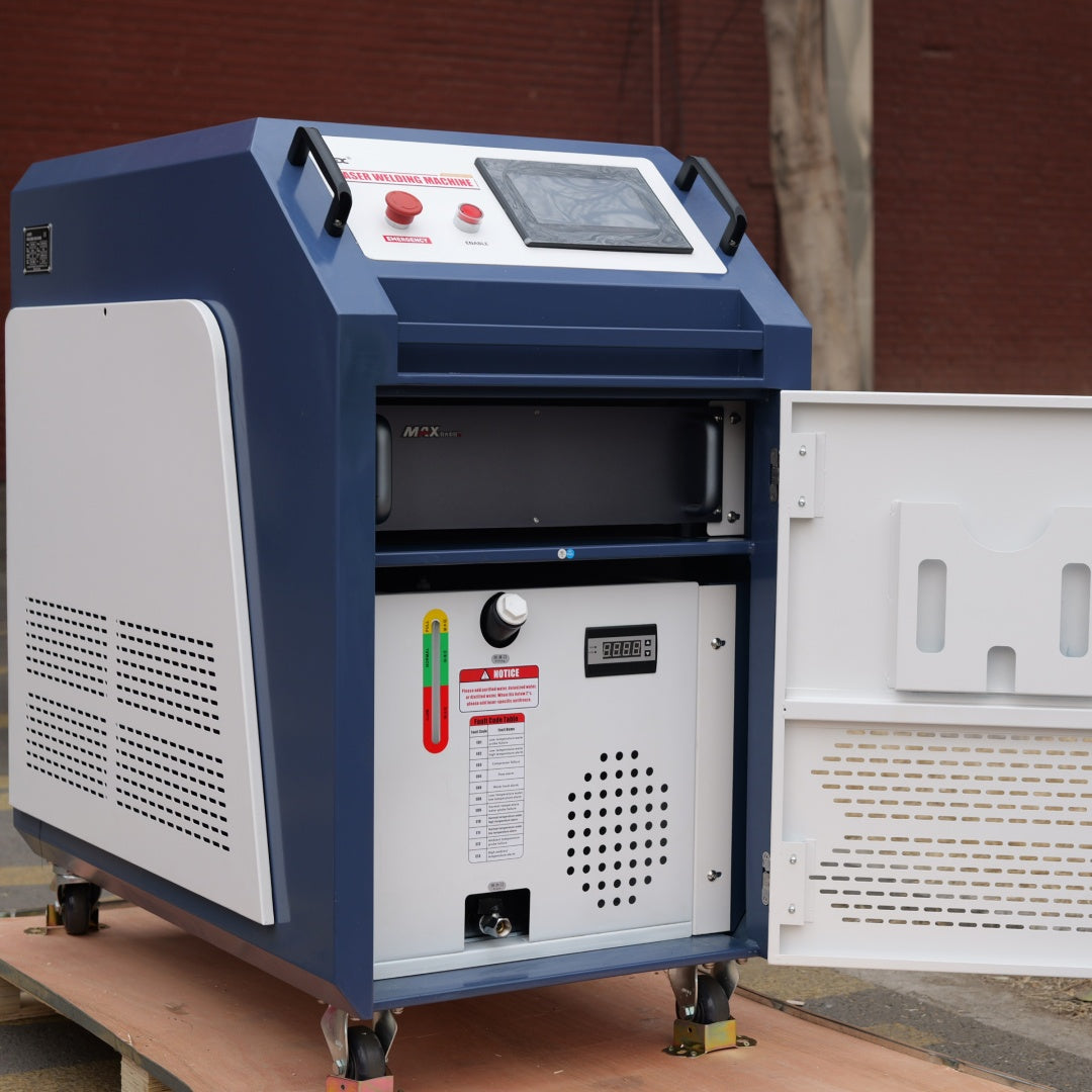 USA—ZAC 1500W MAX 2 in 1 Handheld Portable Fiber Laser Welder Laser Welding Machine with Auto Wire Feeder (90% New)