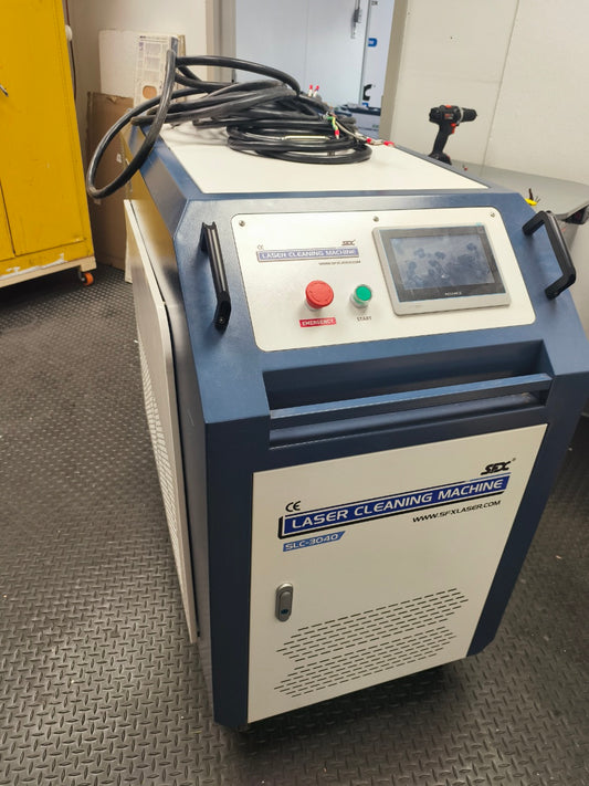 Used ZAC 3000W Laser Cleaning Machine 10mm-400mm Wide Scan Width Laser Cleaner for Metal Rust Coating Painting