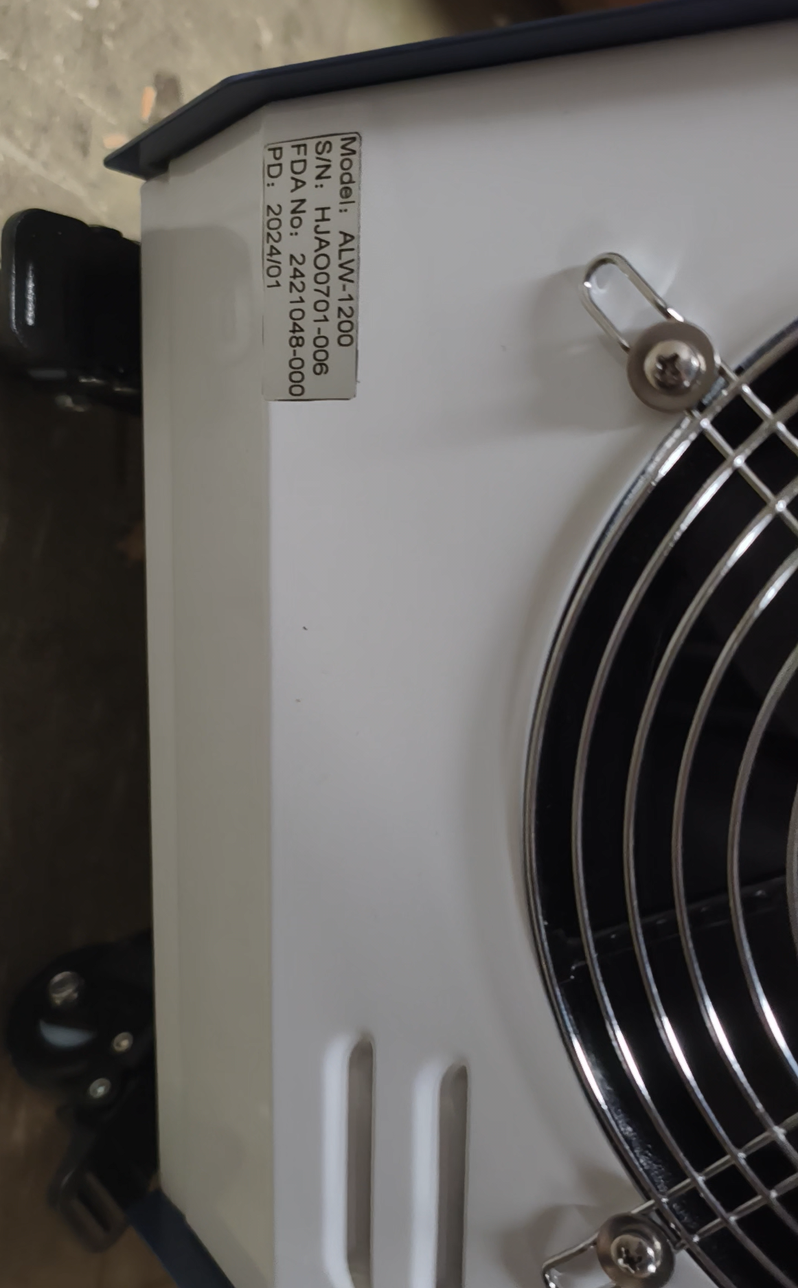 ZAC 1200 W luftgekühltes Laserschweißgerät, 2-in-1-Handlaserschweißgerät, Strahlreiniger mit automatischer Drahtzufuhr für Metall, Edelstahl, Aluminium, Kupfer